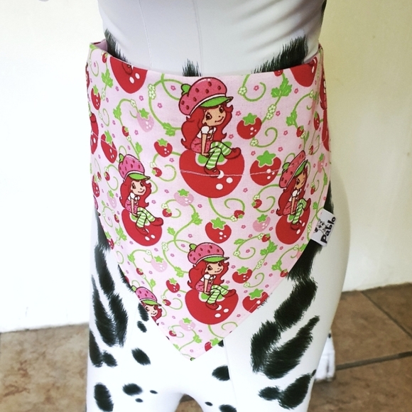 🐶 3 for $15 * Pablo Strawberry Short Cake Over The Collar Dog Bandana - Picture 4 of 6